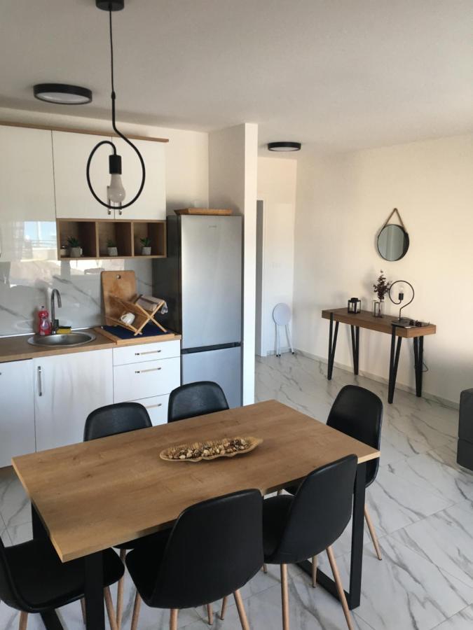 Apartmani Zlata Sveti Filip i Jakov Exterior photo